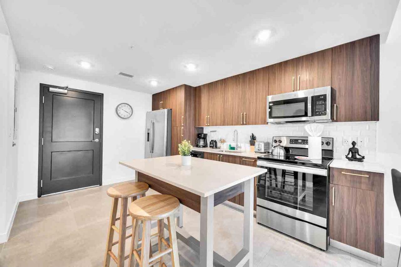 Charming Apt In The Heart Of Downtown With Free Parking Miami Exterior photo