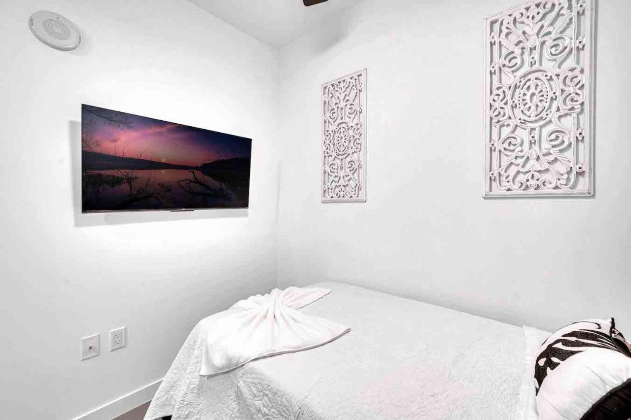 Charming Apt In The Heart Of Downtown With Free Parking Miami Exterior photo